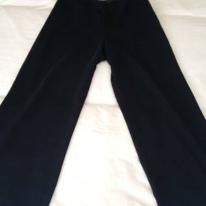 Womans Black Pants by Drama